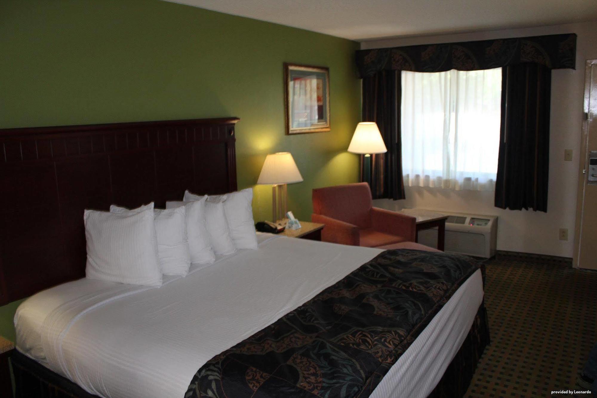 Best Western Chaffin Inn Murfreesboro Room photo